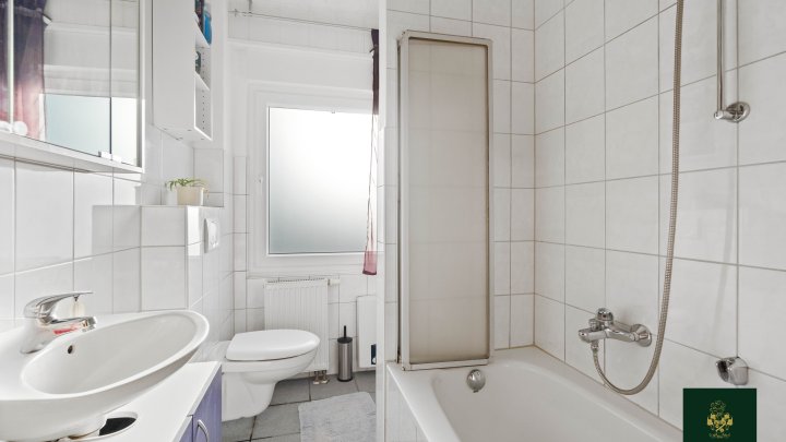 Top gepflegtes Mehrfamilienhaus mit 6 Wohneinheiten und 5,6% Rendite p.a.